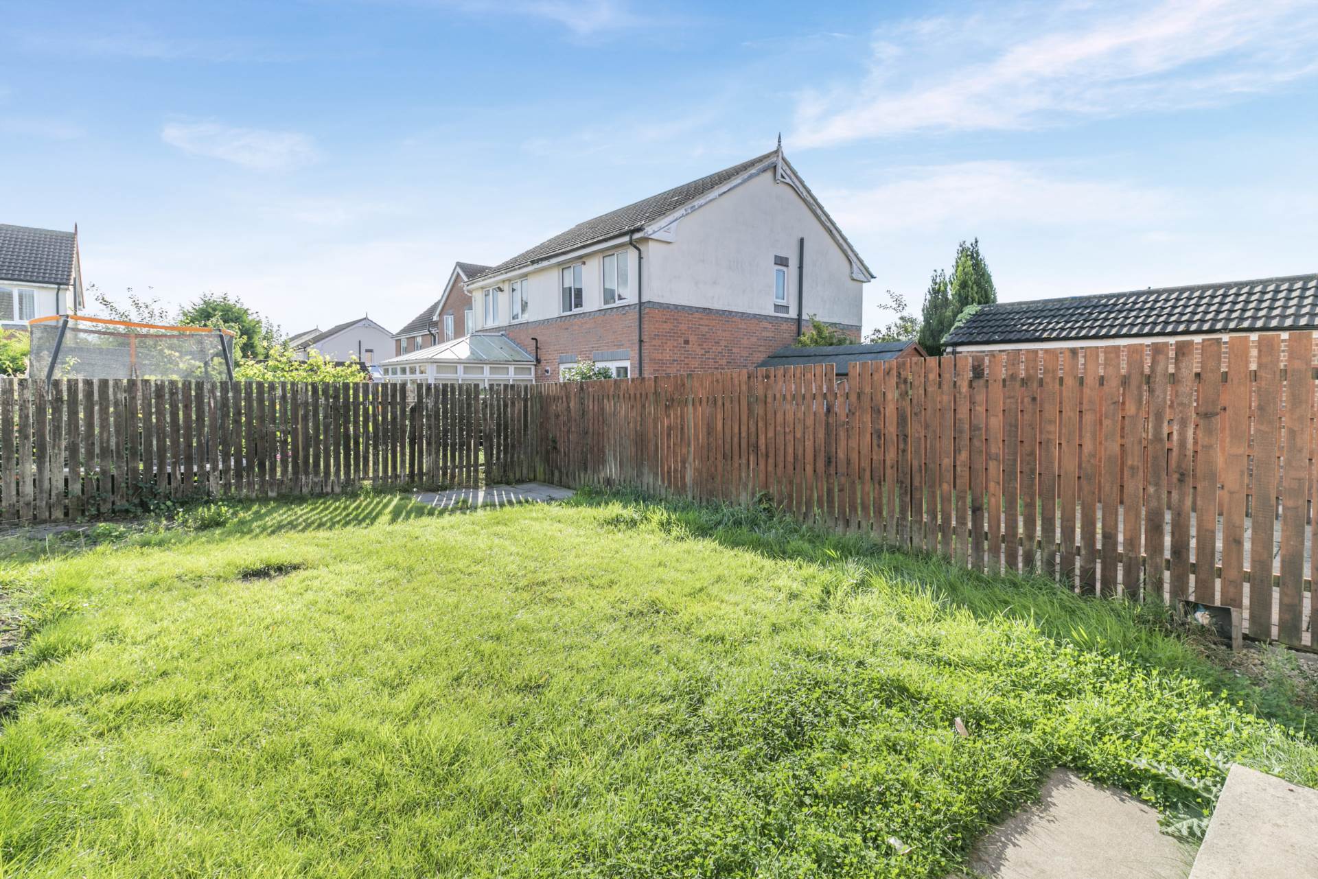 Ascot Gardens, Middleton, Image 12