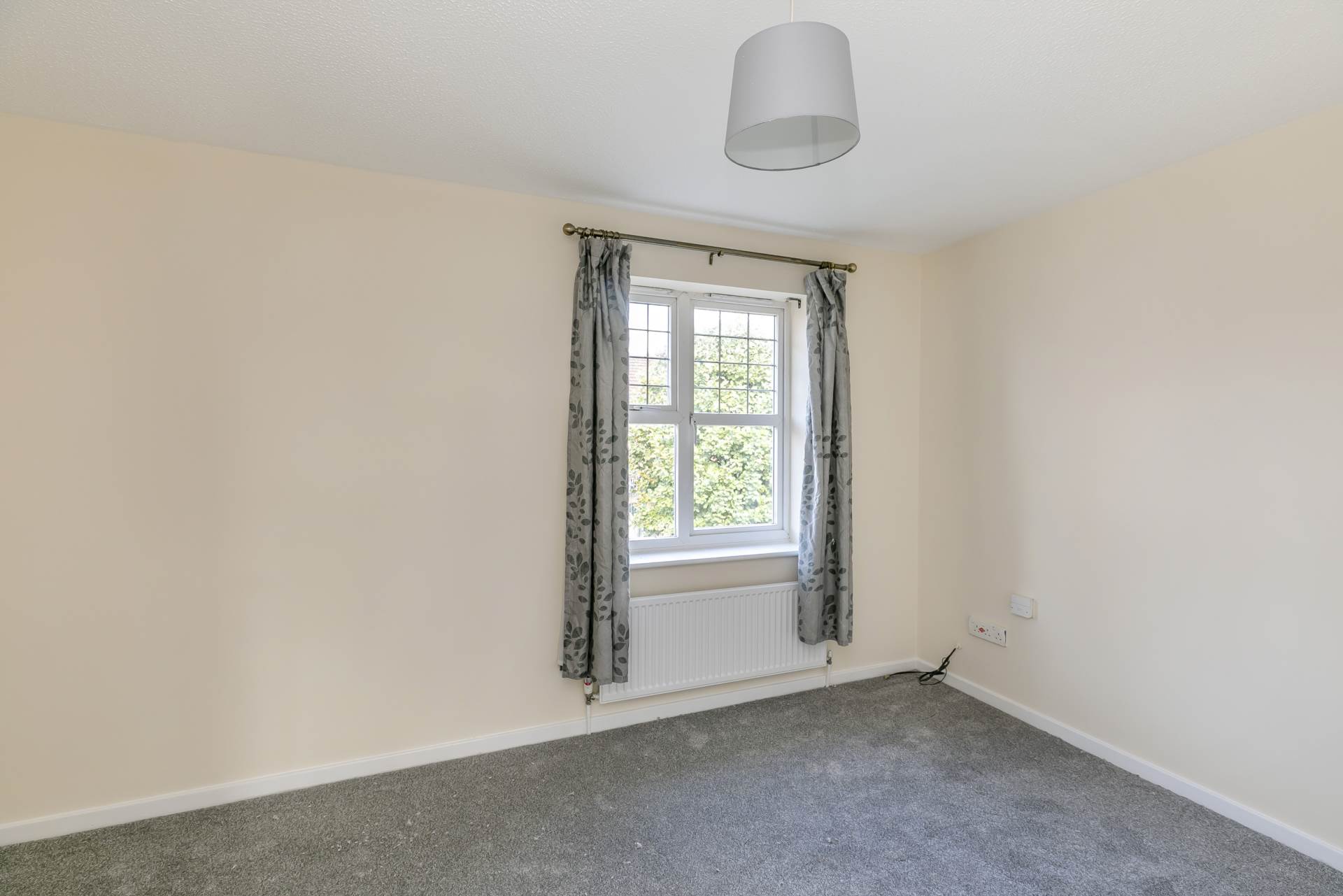 Ascot Gardens, Middleton, Image 8