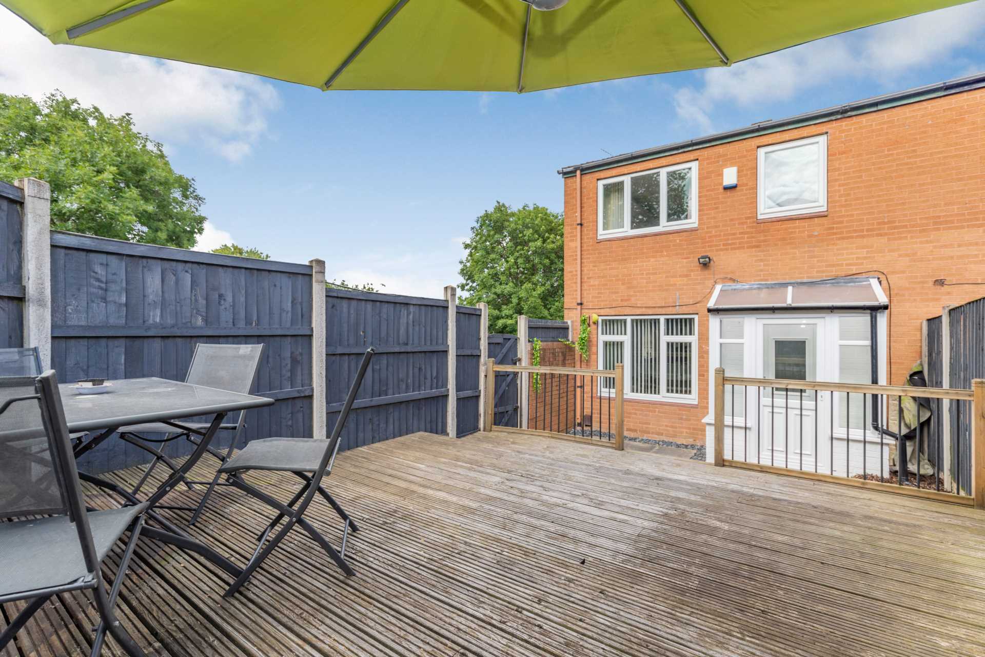Cottingley Gardens, Leeds, Image 15