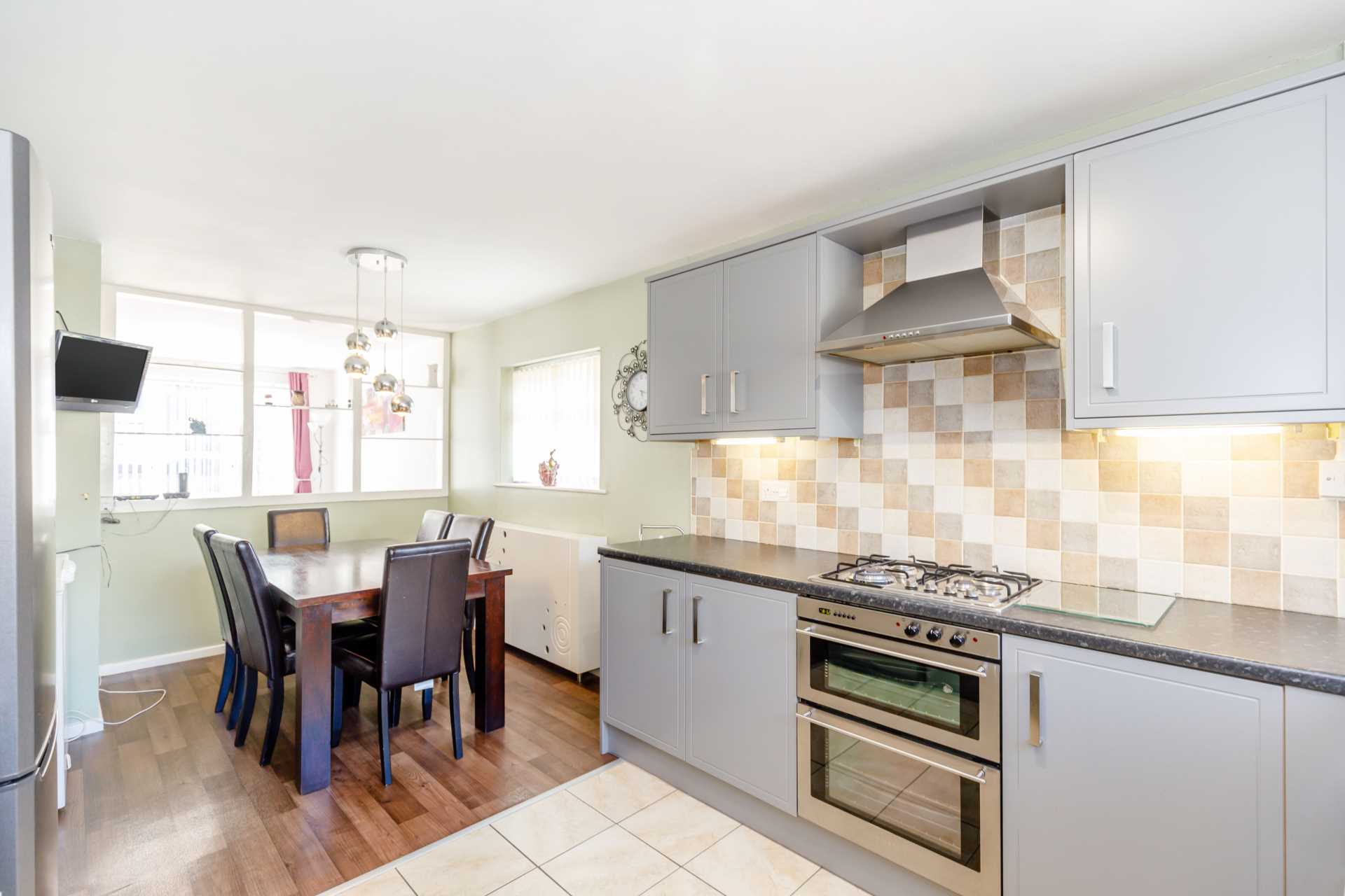 Cottingley Gardens, Leeds, Image 2