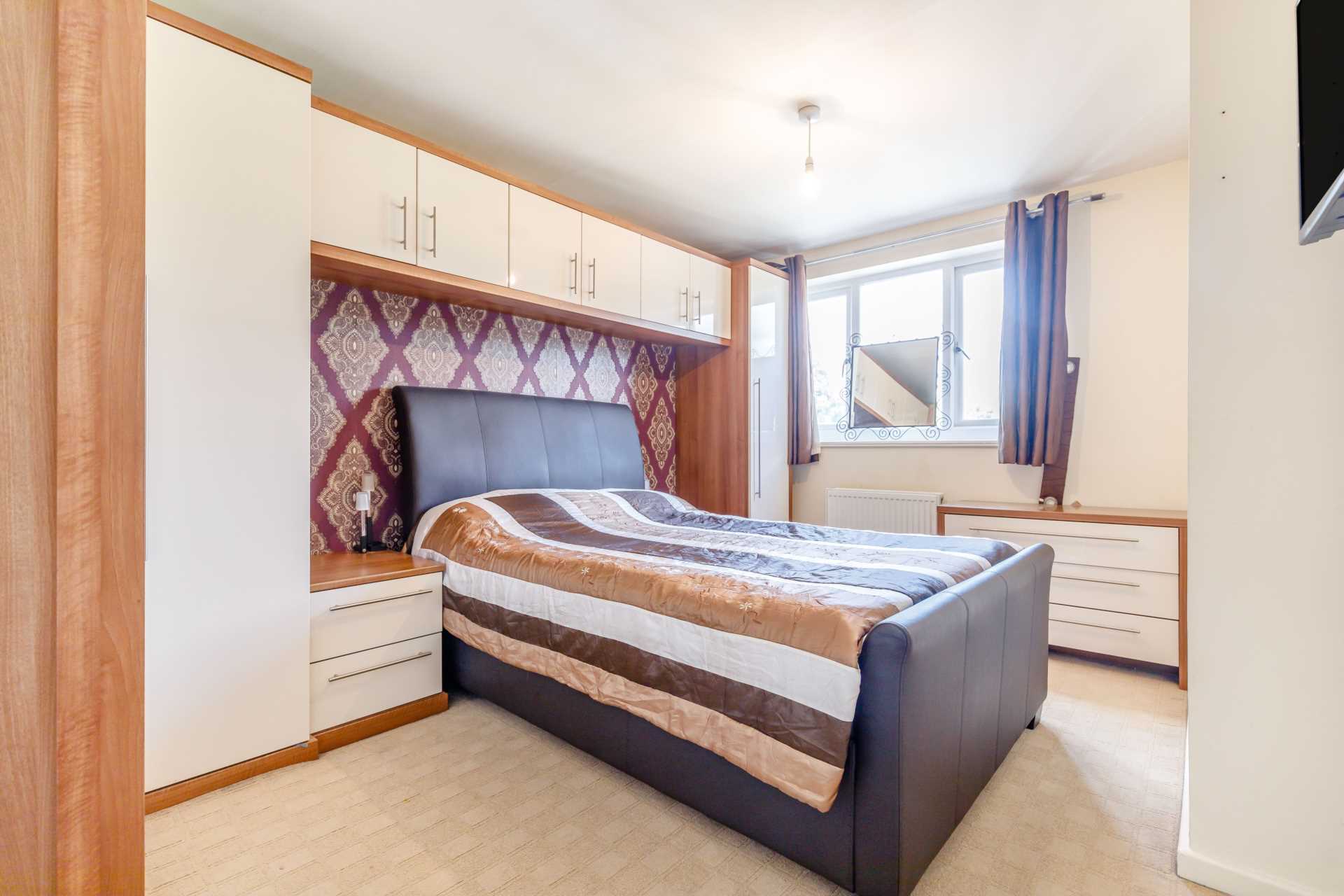 Cottingley Gardens, Leeds, Image 9
