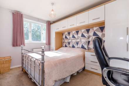 Cottingley Gardens, Leeds, Image 11