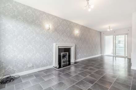 Topcliffe Court, Leeds, Image 4