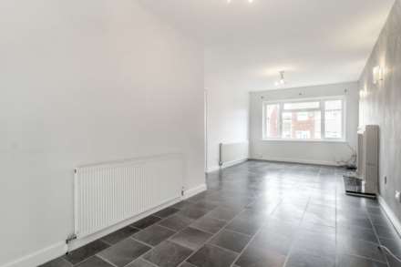 Topcliffe Court, Leeds, Image 5