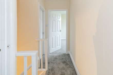 Newlands Crescent, Morley, Image 7