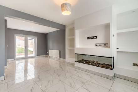 Fairleigh Road, Tingley, Image 4