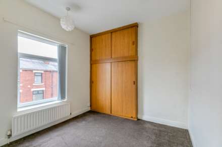 Industrial Street, Horbury, Image 14