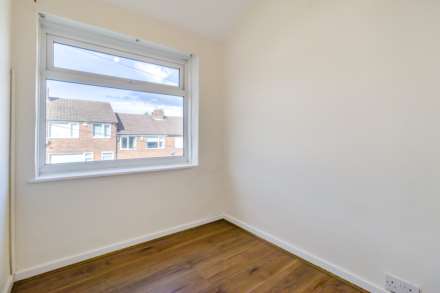 Springfield Gardens, Horsforth, Image 15