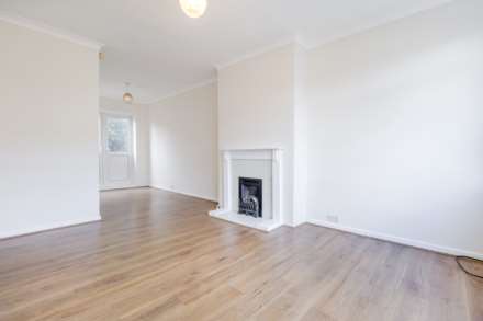 Springfield Gardens, Horsforth, Image 3