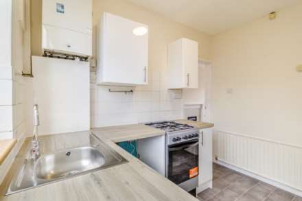 Springfield Gardens, Horsforth, Image 7