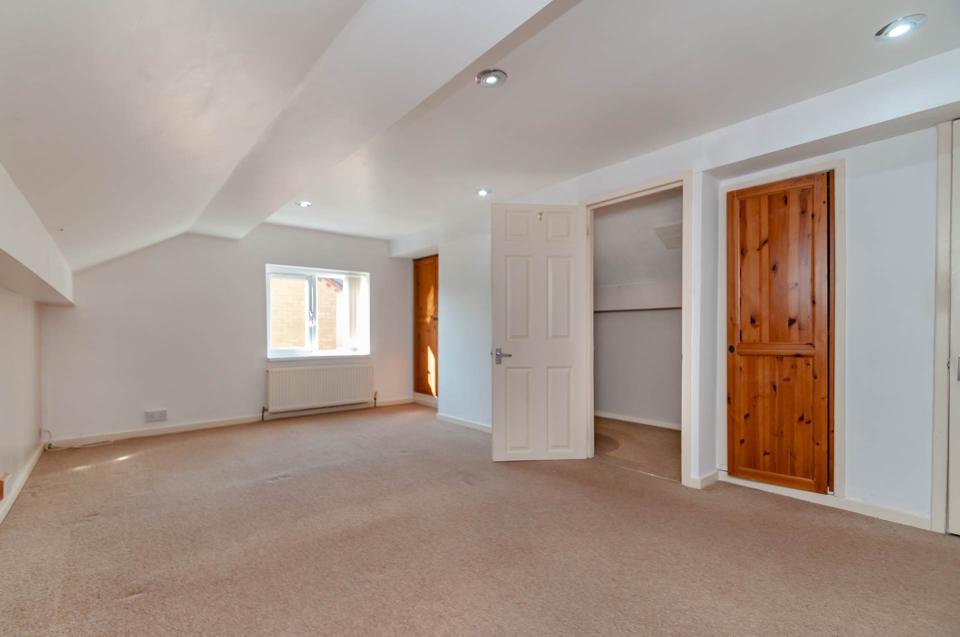 Whimbrel Mews, Morley, Image 12