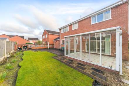 Hilltop Green, Wakefield, Image 25