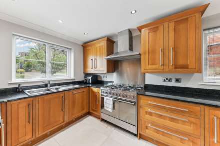 Grange Park Drive, Morley, Leeds, Image 3