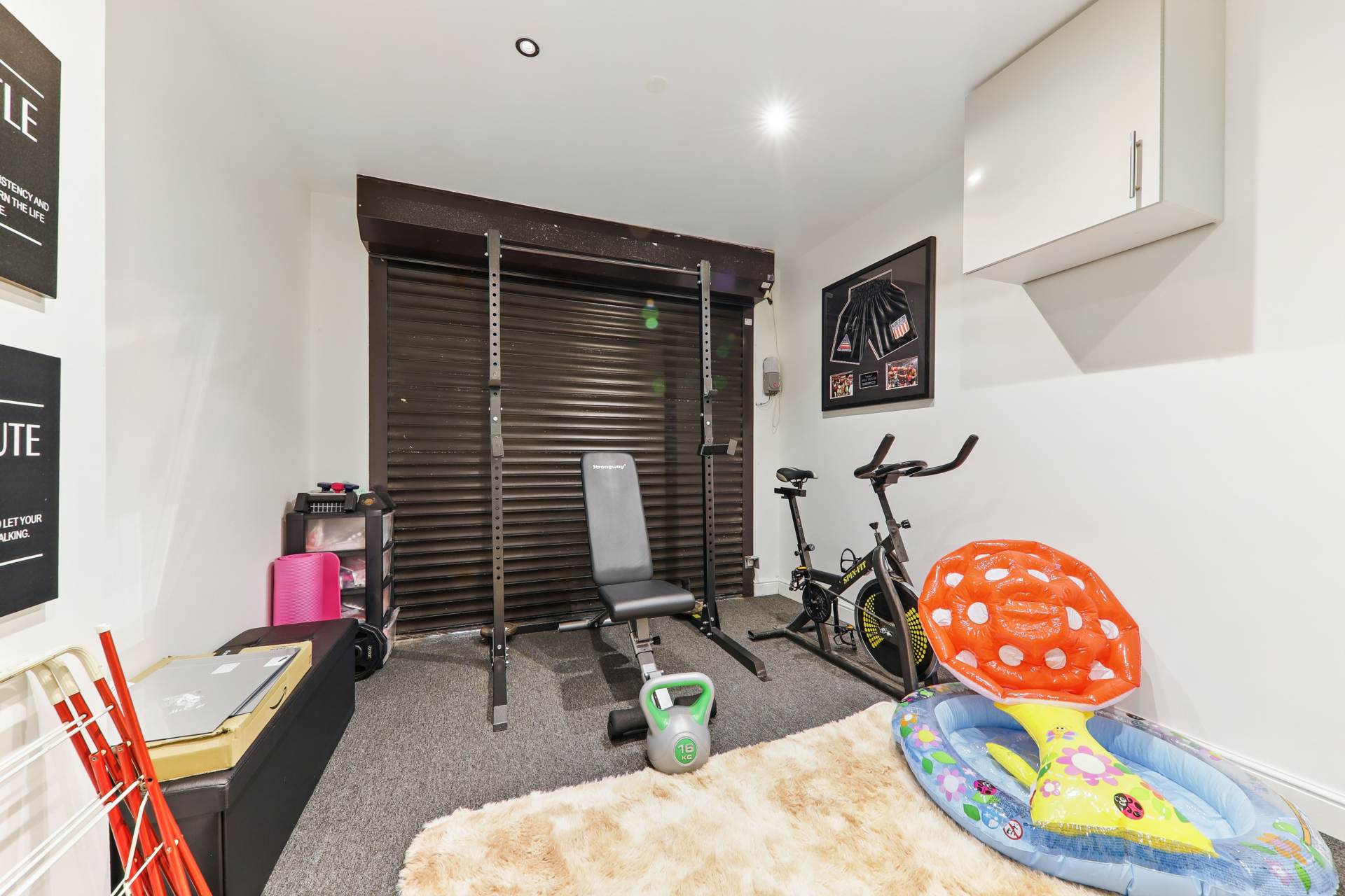 Hill Top Villas, Tingley, Image 8