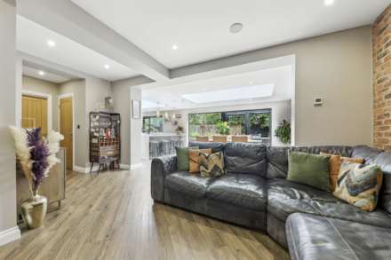 Heybeck Lane, Dewsbury, Image 7