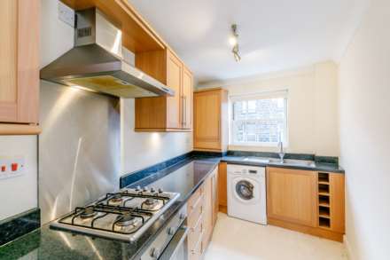 Rhodes Court, Morley, Image 4