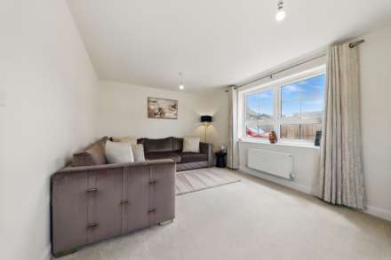 Reservoir View, East Ardsley, Image 3