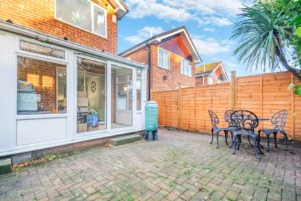 Coteroyd Avenue, Churwell, Image 14