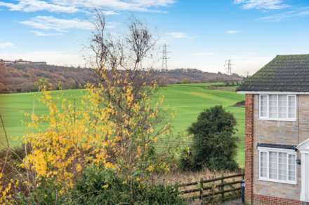 Coteroyd Avenue, Churwell, Image 2