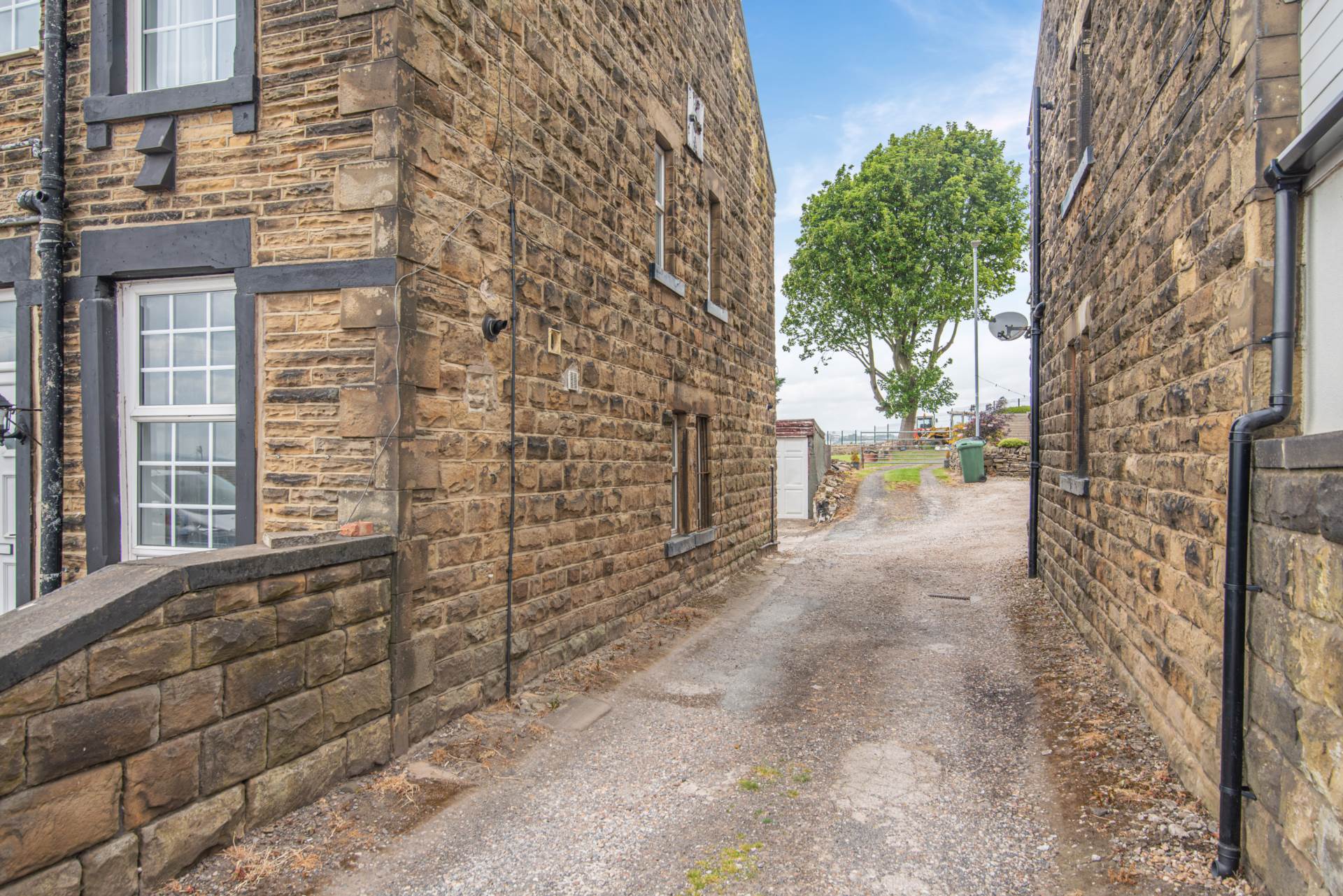Scotchman Lane, Morley, Image 12