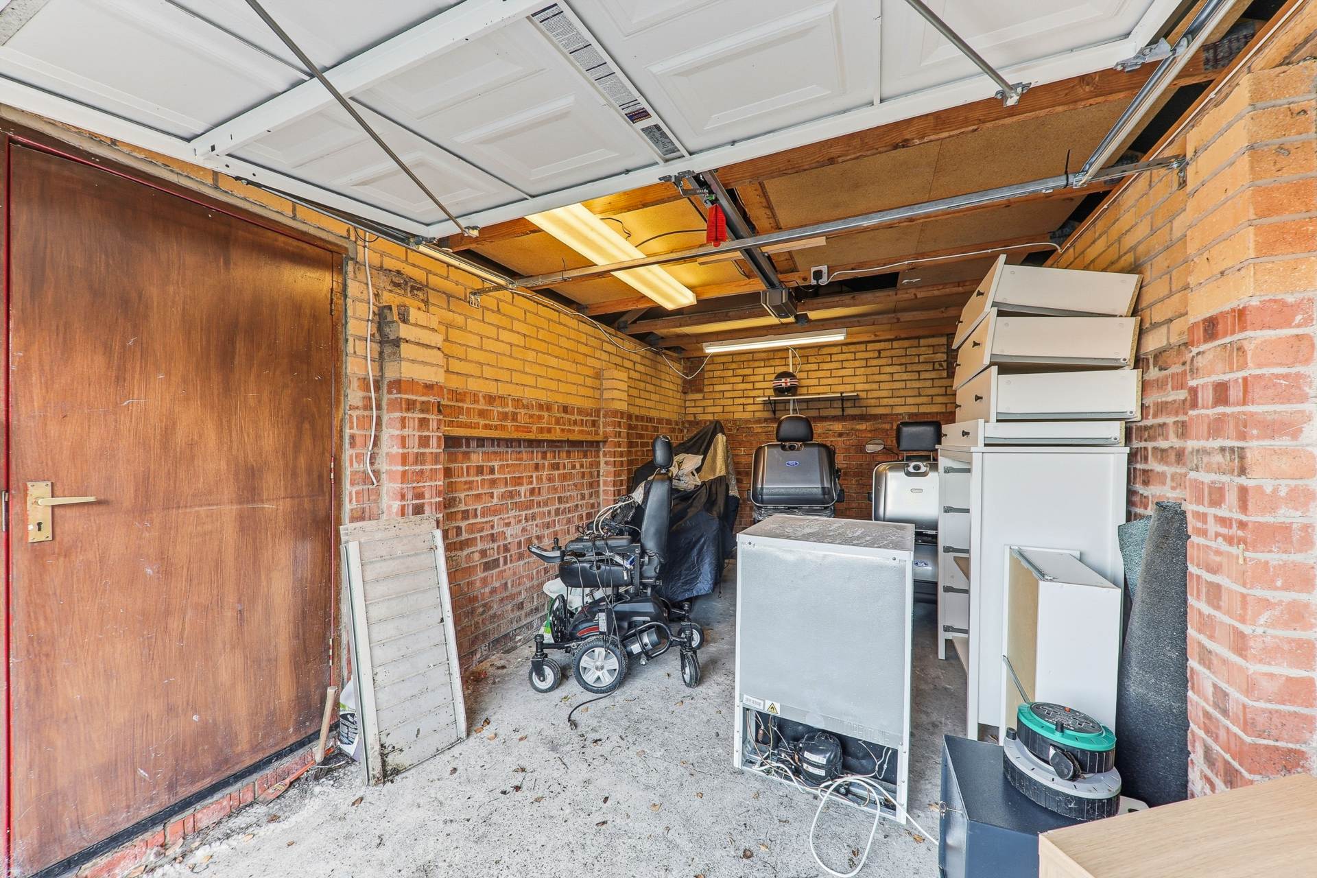 Oyster Close, Morley, Image 15