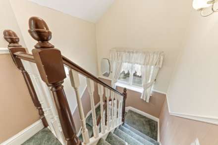 Oyster Close, Morley, Image 12