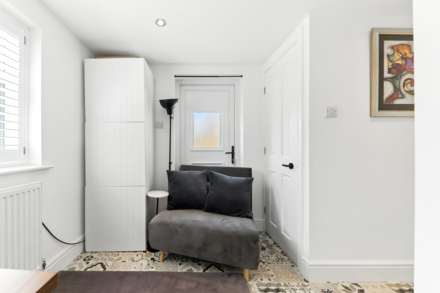 Harwill Avenue, Churwell, Image 9