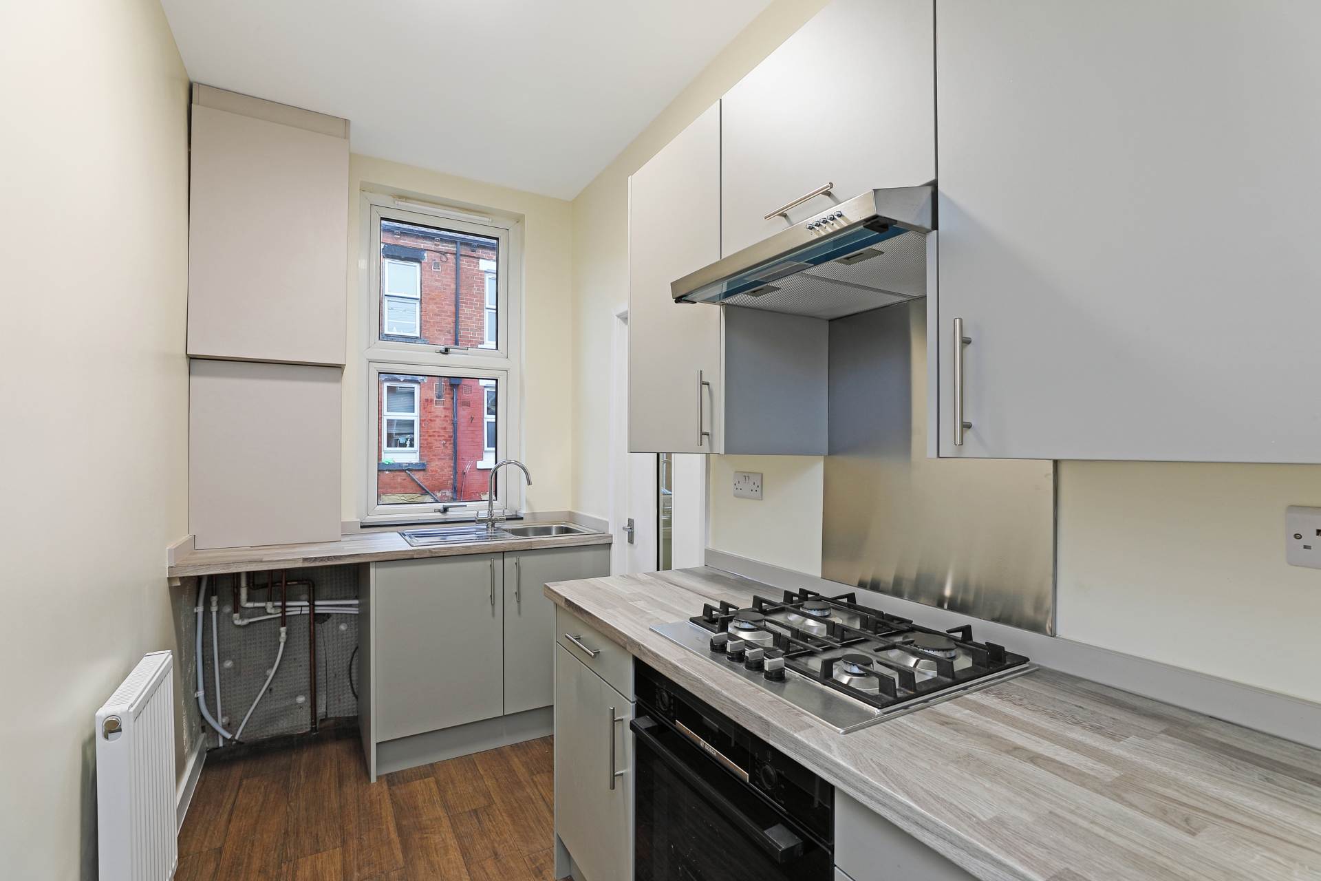Kelsall Place, Burley, Image 5