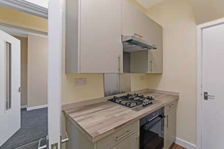 Kelsall Place, Burley, Image 6