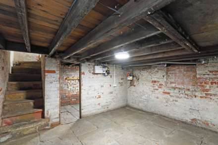 Kelsall Place, Burley, Image 7