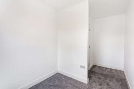 Raikes Lane, Birstall, Image 10