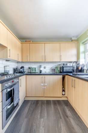 Foster Close, Morley, Image 5