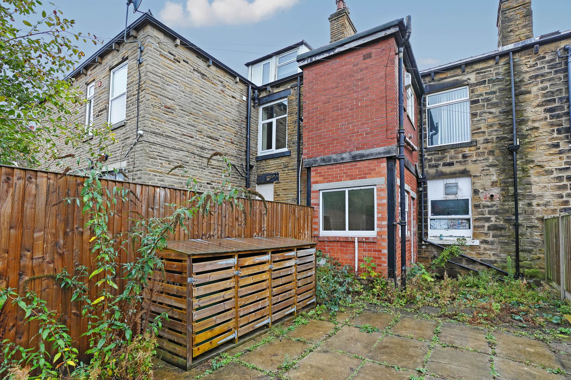 Fountain Street, Morley, Image 14