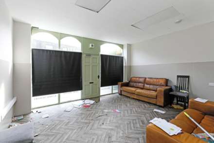 Fountain Street, Morley, Image 2