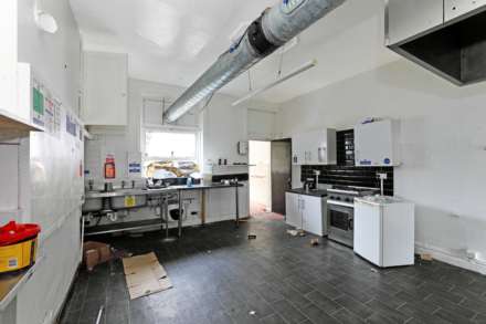 Fountain Street, Morley, Image 4