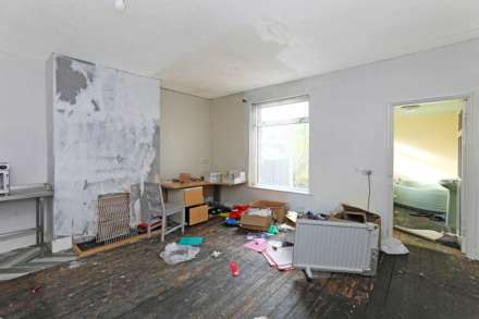 Fountain Street, Morley, Image 7