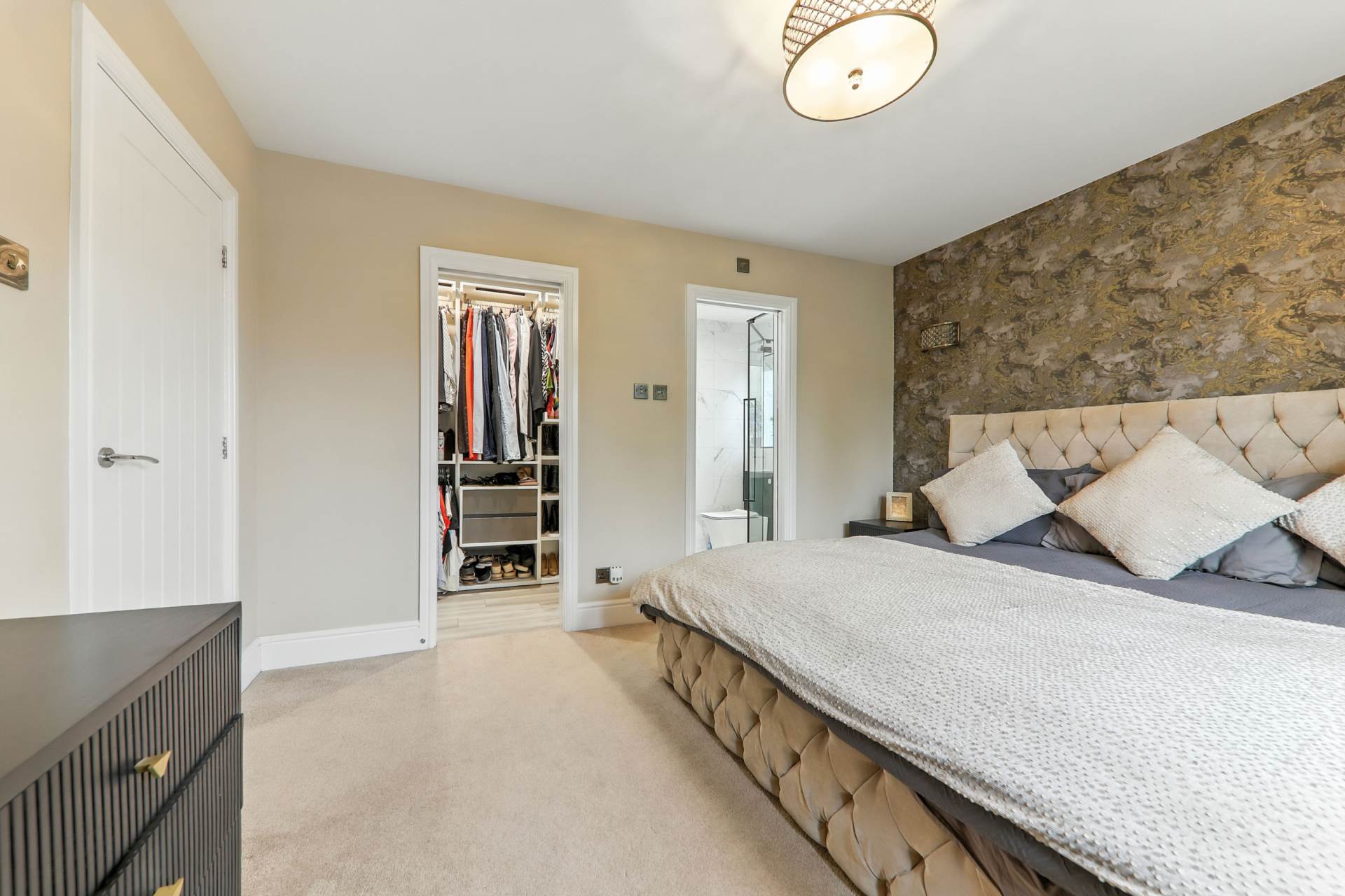 Waterwood Close, Tingley, Image 13
