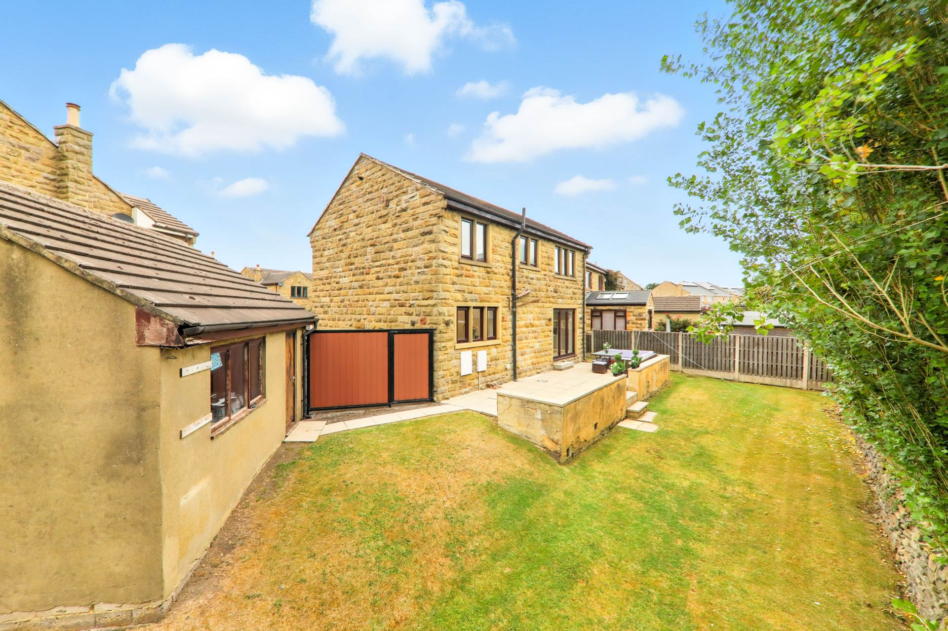 Waterwood Close, Tingley, Image 22