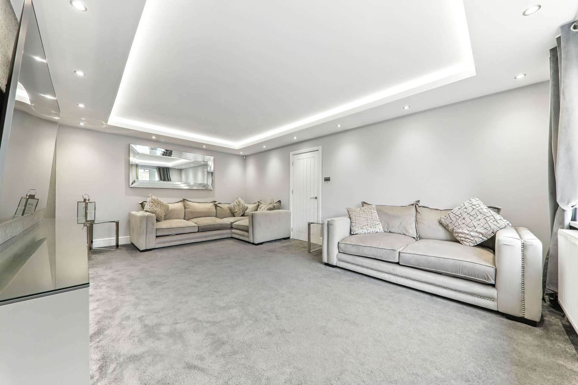 Waterwood Close, Tingley, Image 5