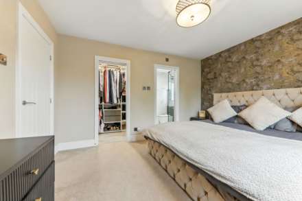 Waterwood Close, Tingley, Image 13