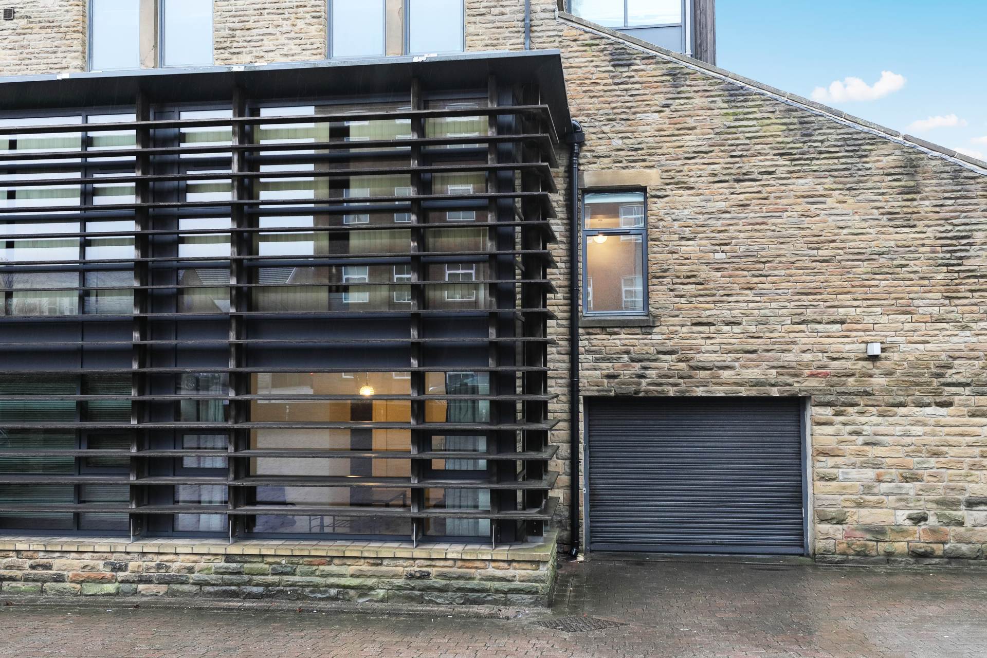 Chapel Loft,    Commercial Street, Morley, Image 2