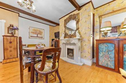 Laneside Cottage, Laneside, Churwell, Image 5