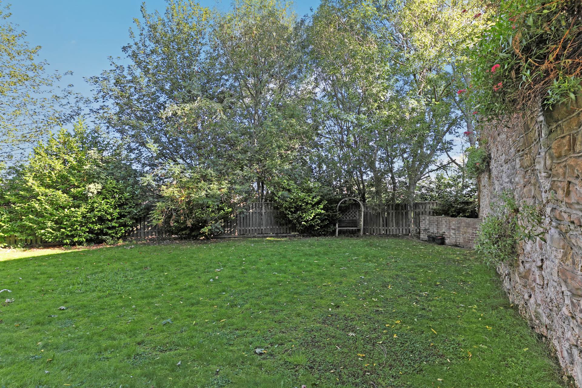 Trojan Court, Morley, Leeds, Image 11