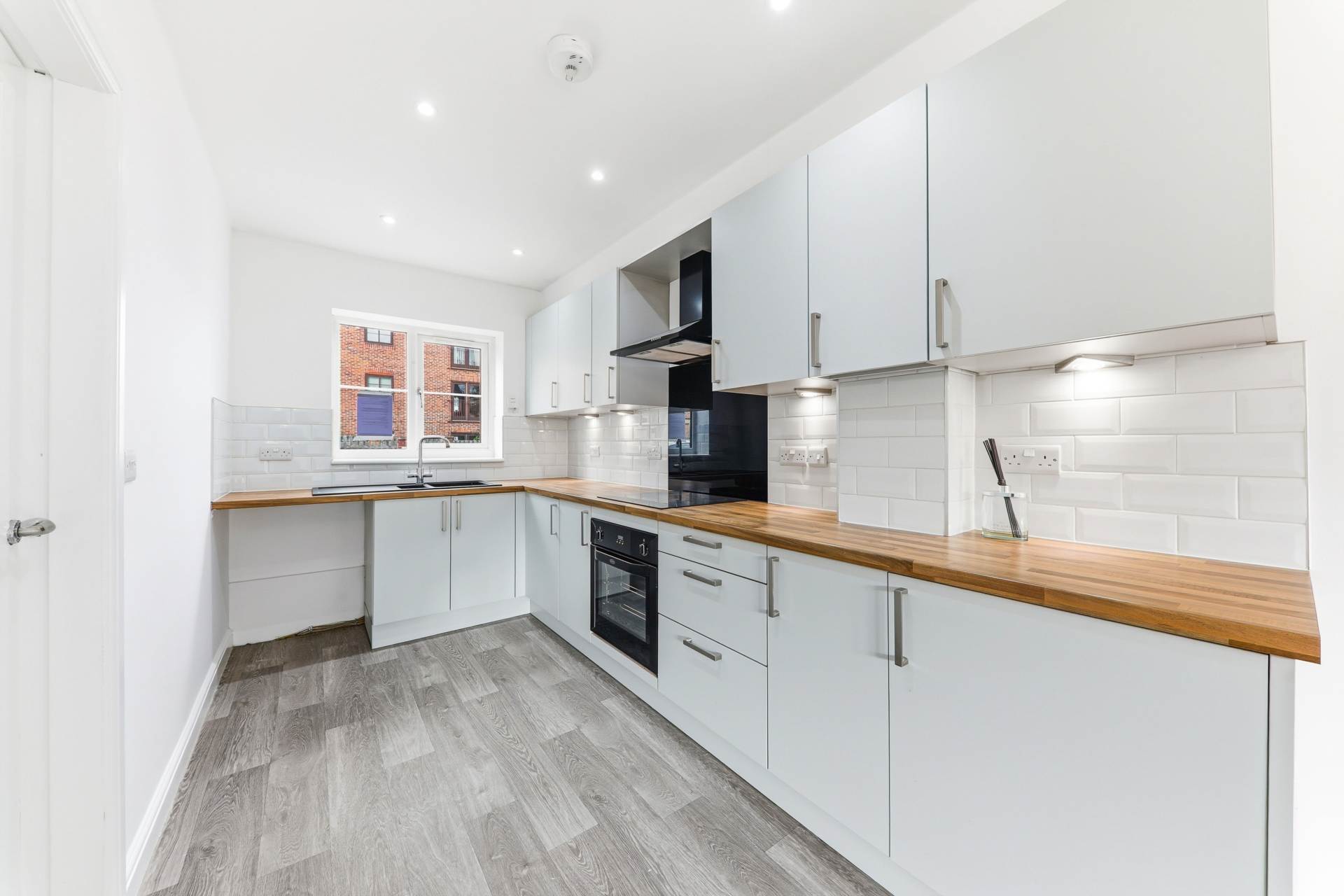 Lewisham View, Morley, Image 5