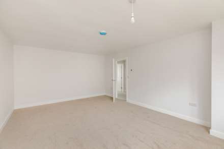 Chidswell Lane, Dewsbury, Image 4