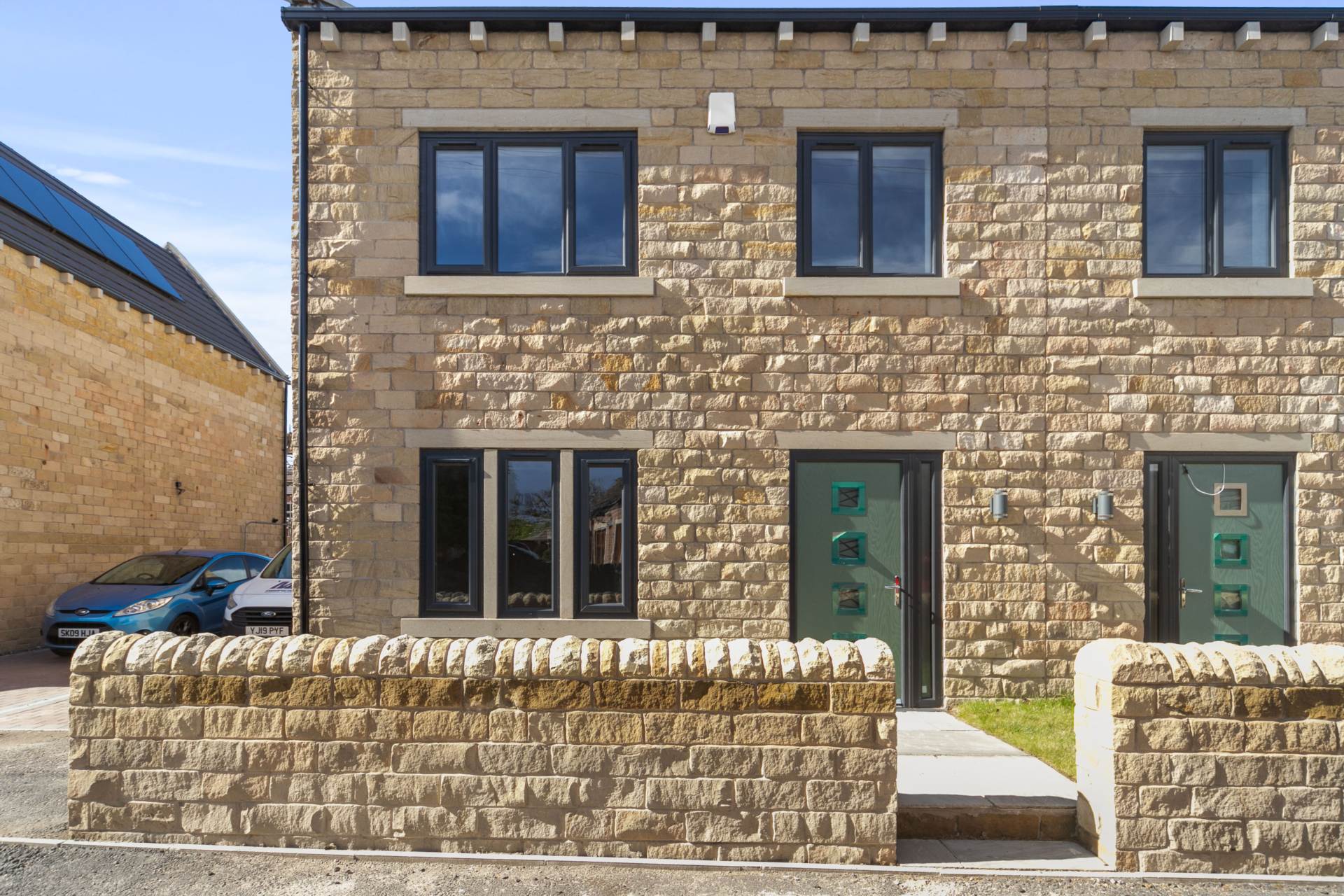 THE OLD FARMYARD - Old Lane, Drighlington, Image 11