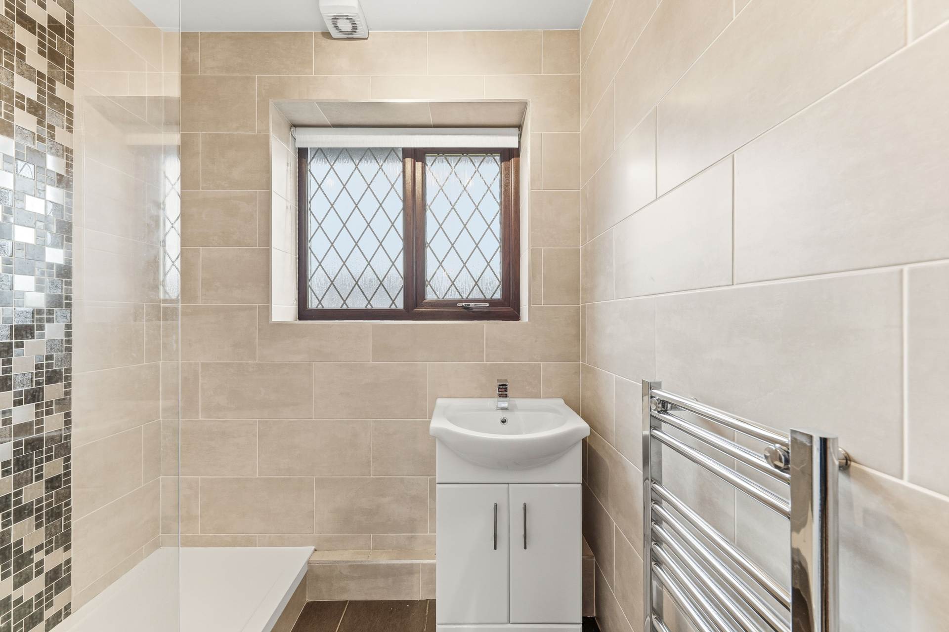 Westerton Road, Tingley, Image 13