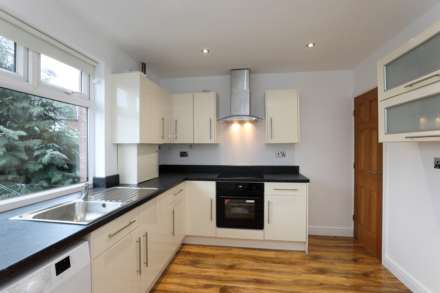 Wide Lane, Morley, Image 3