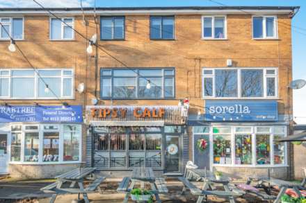 3 Bedroom Flat, Street Lane, Gildersome