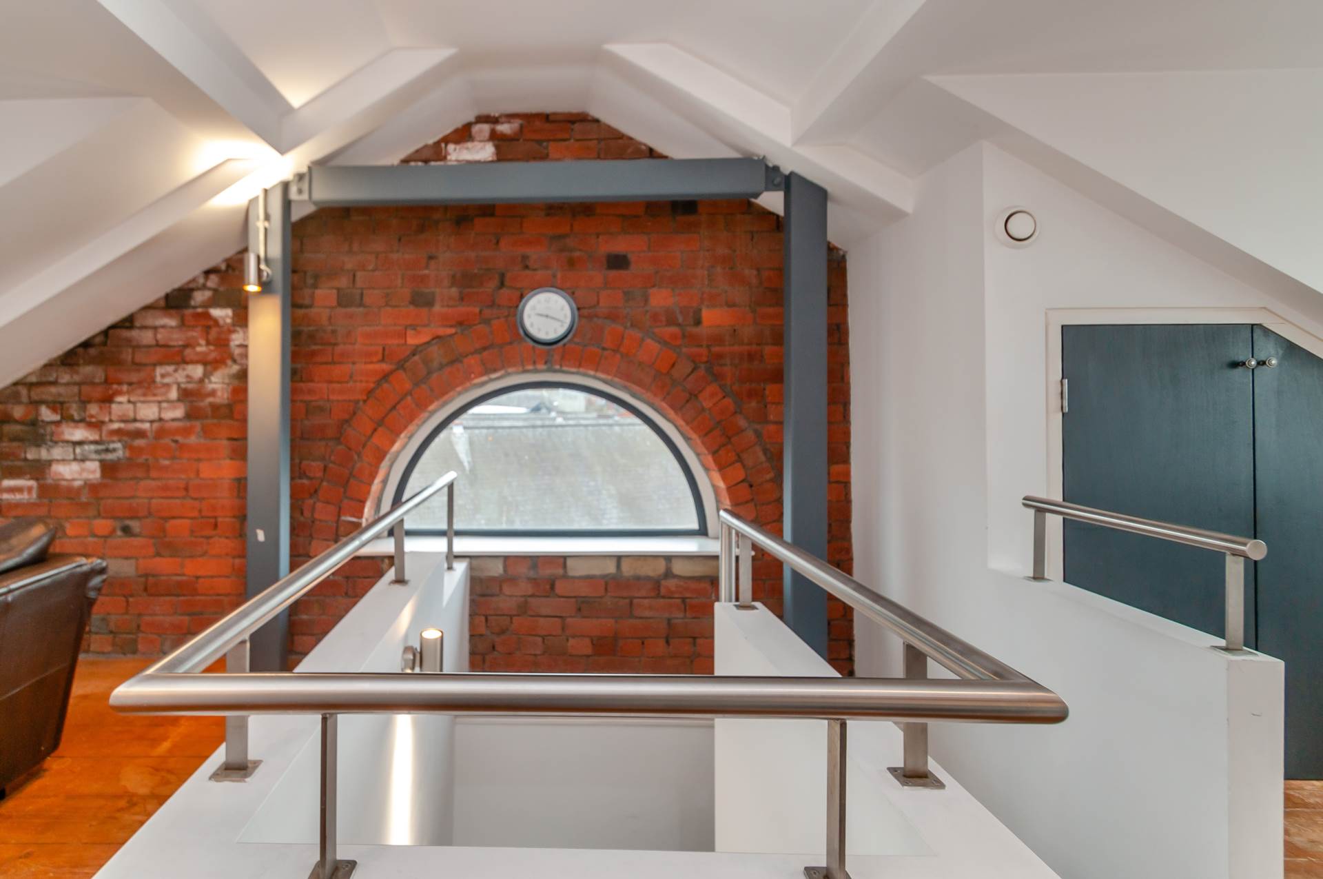 Chapel Loft,    Commercial Street, Morley, Image 6